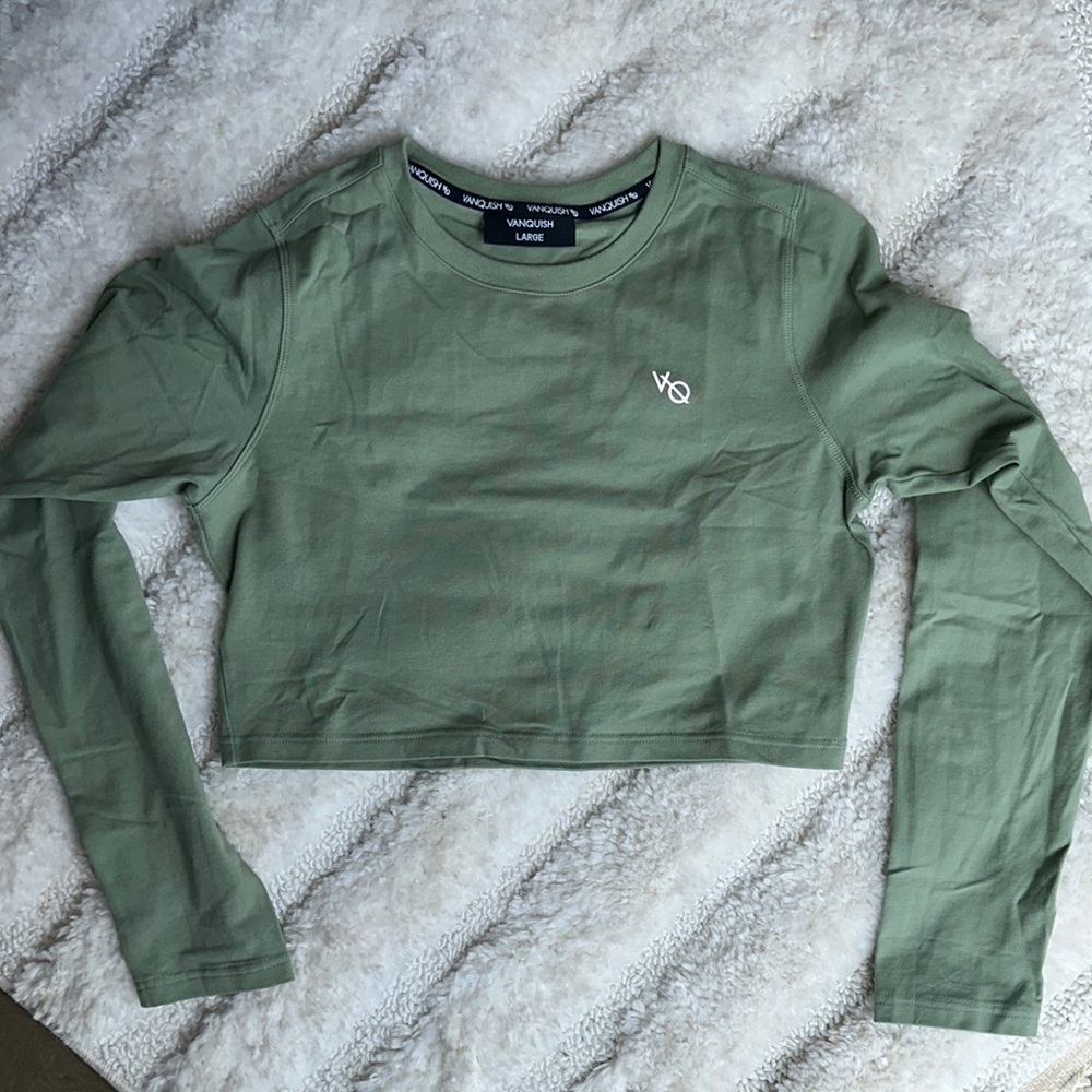 Vanquish brand Women's Green Long Sleeve Crop Top size Large